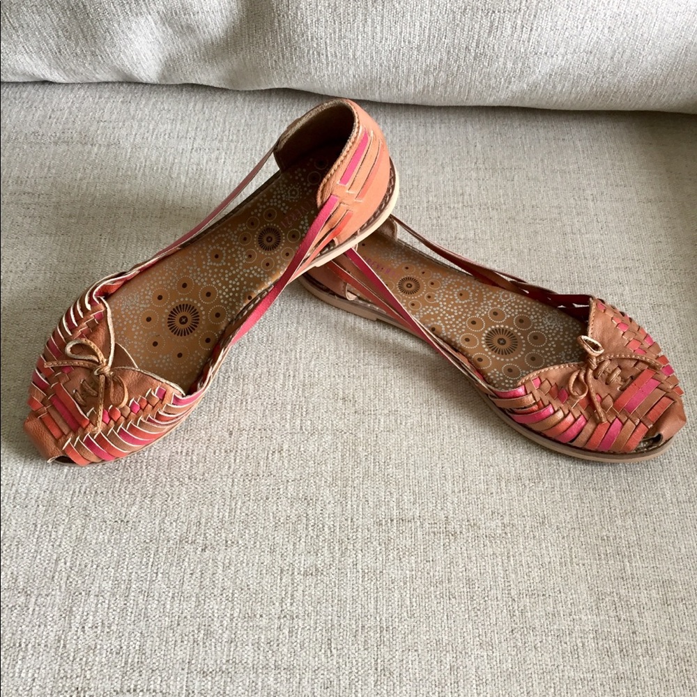 Women’s Summer Shoe Flats Tan, Pink and Coral